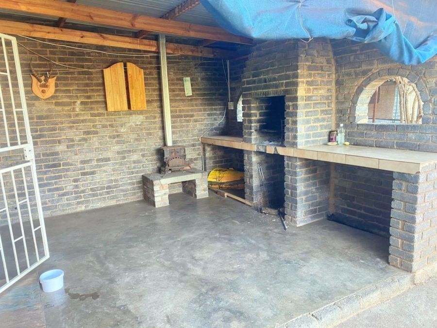 To Let 4 Bedroom Property for Rent in Kuruman Northern Cape